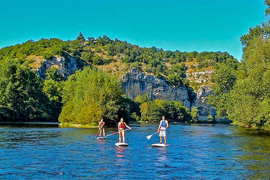Les meilleurs spots pour pratiquer le paddle en Dordogne